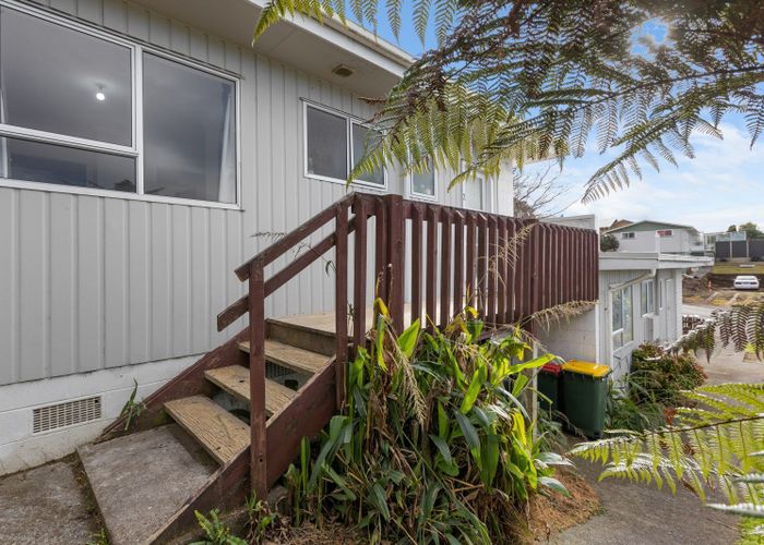  at 7 Fairview Place, Westown, New Plymouth
