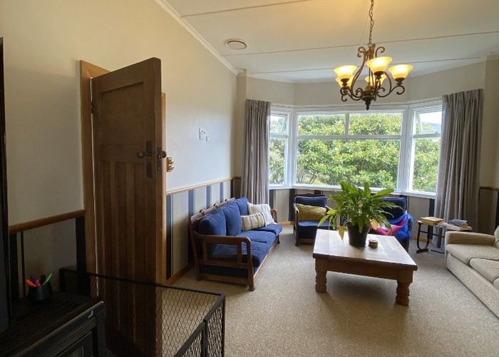  at 33 Awatea Street, Ranui Heights, Porirua, Wellington