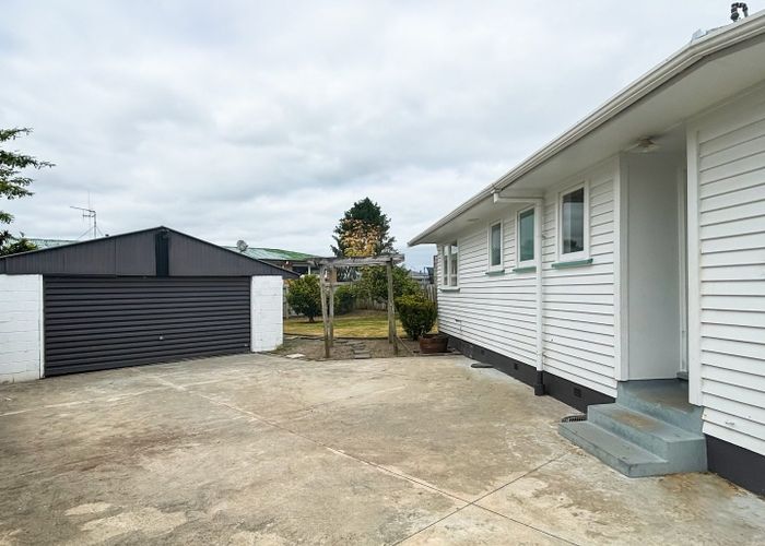  at 77 Collins Road, Melville, Hamilton