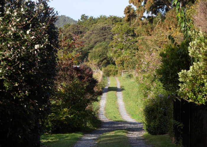 For sale 1021 Old North Road, Waimauku, Rodney, Auckland homes.co.nz