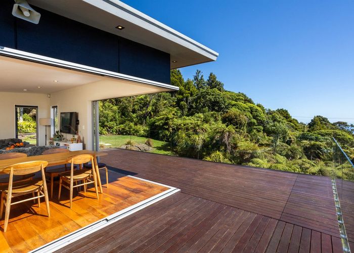  at 296 Piha Road, Piha, Waitakere City, Auckland