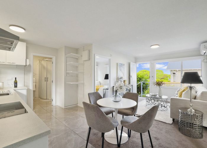  at 7/29 Fairview Road, Mount Eden, Auckland City, Auckland