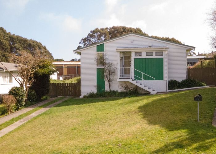  at 40 Niagara Street, Waitangirua, Porirua