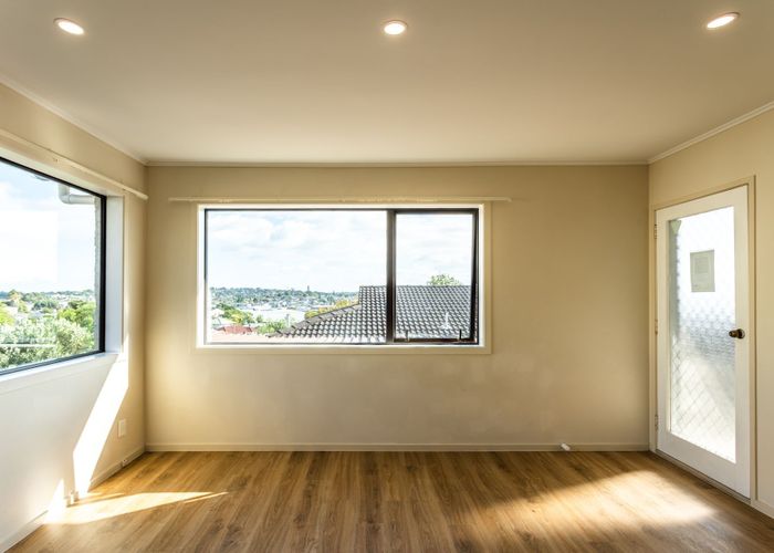  at 2/2 Frost Rd, Mount Roskill, Auckland City, Auckland