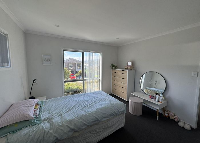  at 15 Somerby Mews, Silverstream, Upper Hutt, Wellington