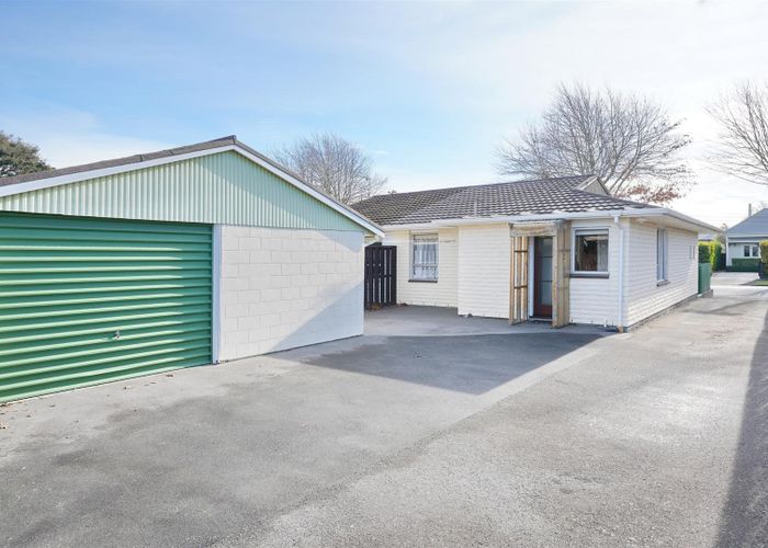  at 2/16 Oxley Avenue, St. Albans, Christchurch City, Canterbury