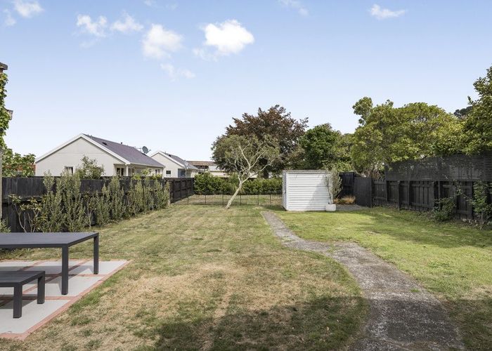  at 6 Bridge Street, Melling, Lower Hutt