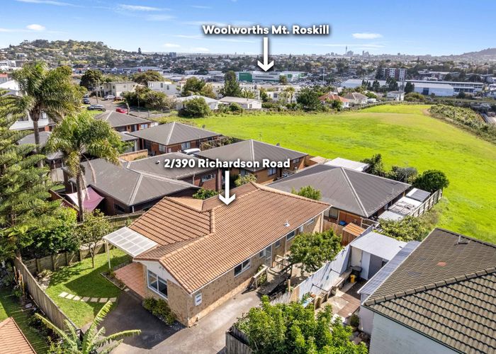  at 2/390 Richardson Road, Mount Roskill, Auckland City, Auckland