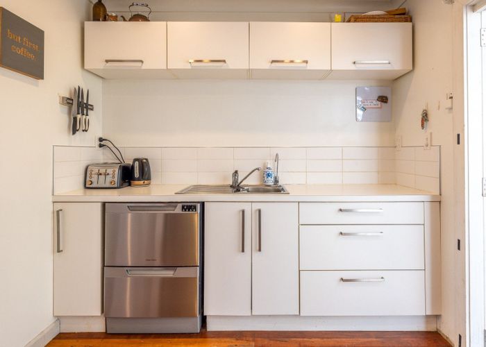  at 38 Bay Road, Ostend, Waiheke Island