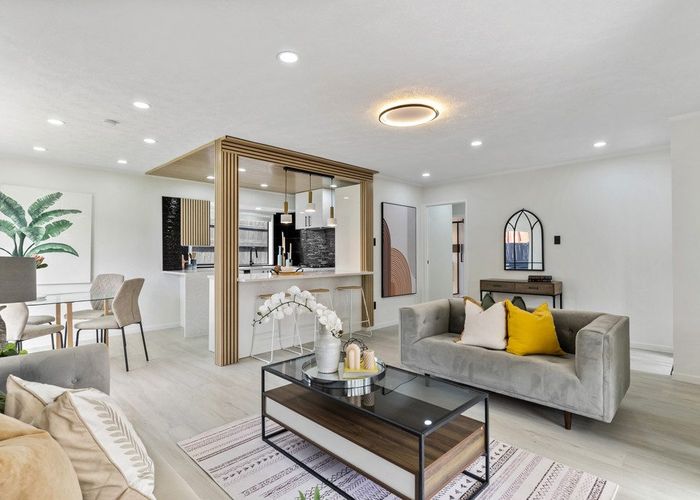  at 2/49 Larne Avenue, Pakuranga Heights, Auckland