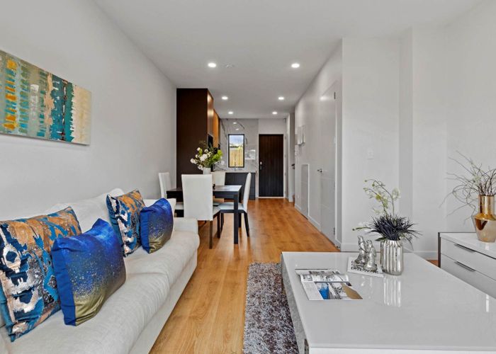  at 26D Enderby Drive, Te Atatu Peninsula, Waitakere City, Auckland