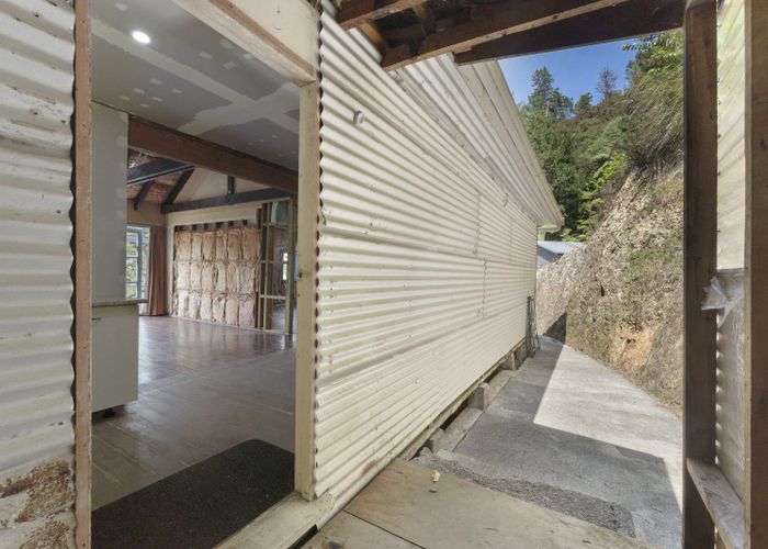  at 84 Wyndham Road, Pinehaven, Upper Hutt