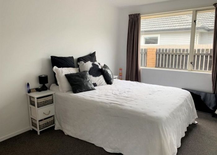  at 4/12 Centaurus Road, Cashmere, Christchurch