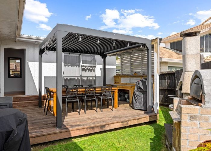  at 1/212 Centreway Road, Orewa, Orewa