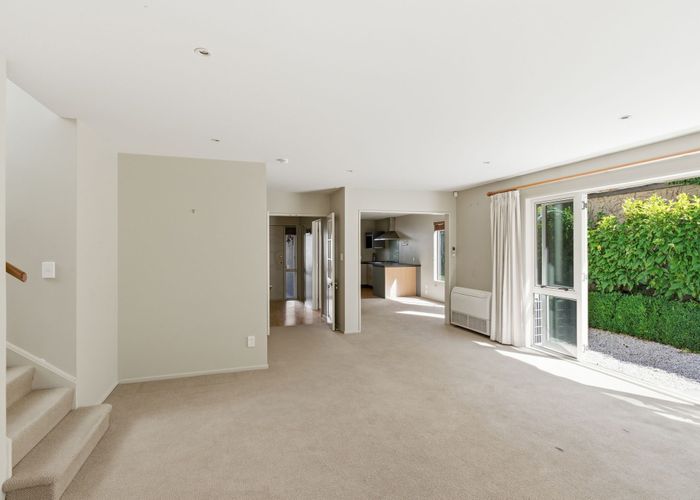  at 2 Clissold Street, Merivale, Christchurch City, Canterbury