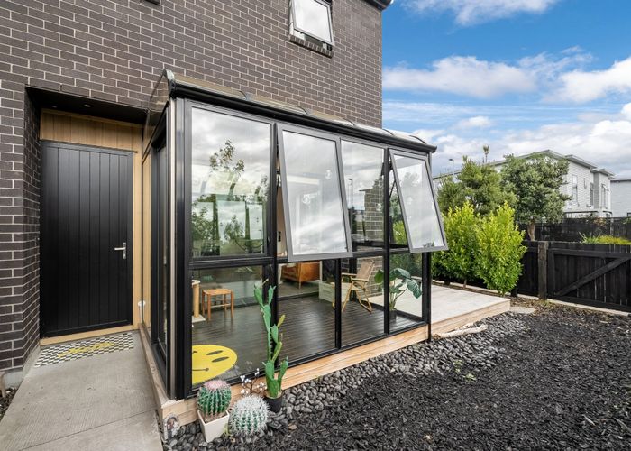  at 68 Glidepath Road, Hobsonville, Waitakere City, Auckland