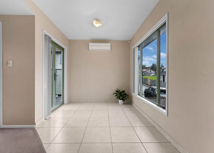  at 2/55 Normanton Street, Glenfield, North Shore City, Auckland