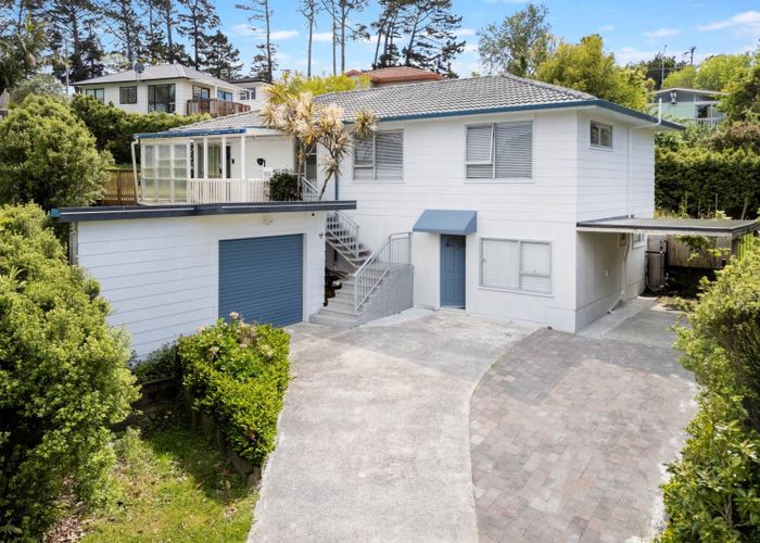  at 70 Lavery Place, Sunnynook, Auckland