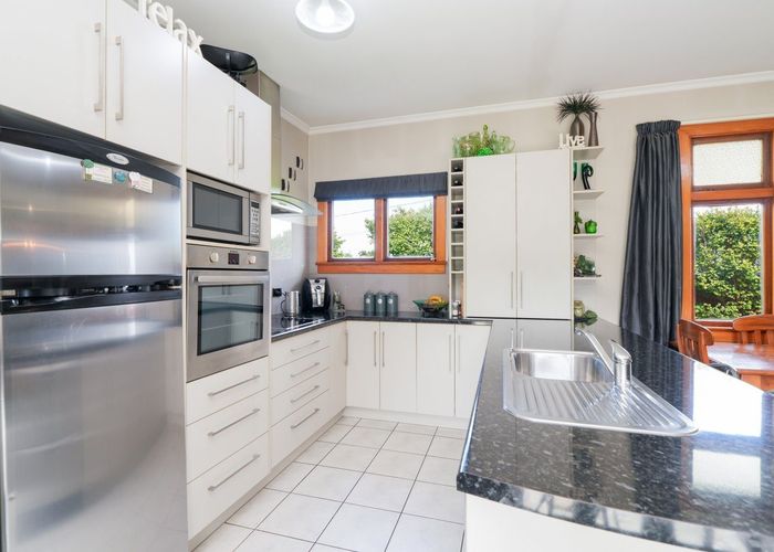  at 2 Frome Street, Clifton, Invercargill, Southland