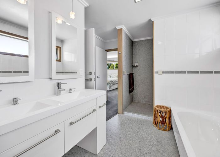  at 22 Oriental Street, Welbourn, New Plymouth, Taranaki