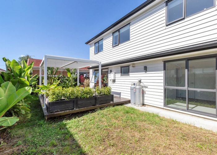  at 18A Buckingham Crescent, Manukau, Auckland