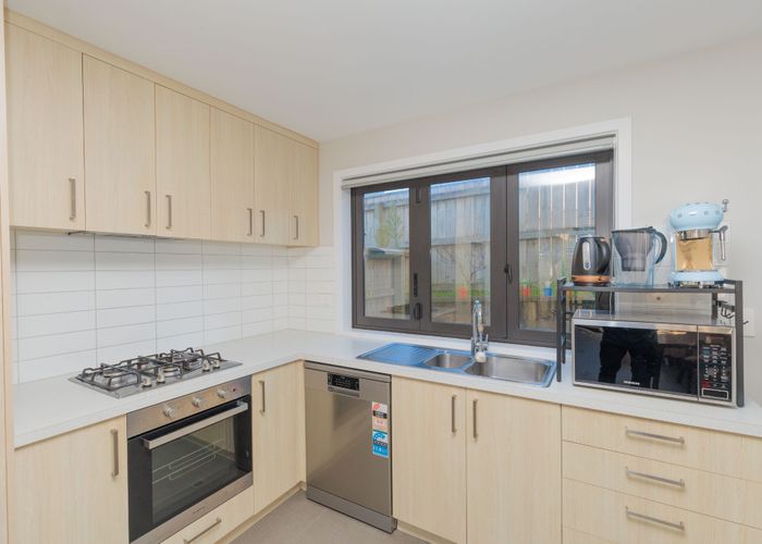  at 2/60 Broderick Road, Johnsonville, Wellington