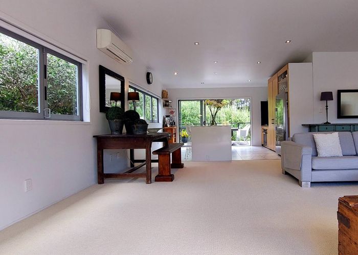  at 26 Crossland Place, Maraetai, Manukau City, Auckland