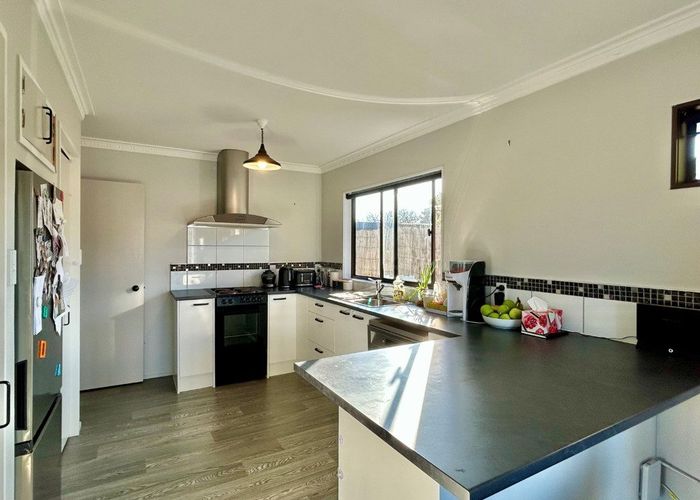  at 42 Glamorgan Avenue, Tamatea, Napier, Hawke's Bay
