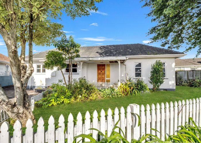  at 202 Botanical Road, Takaro, Palmerston North, Manawatu / Whanganui