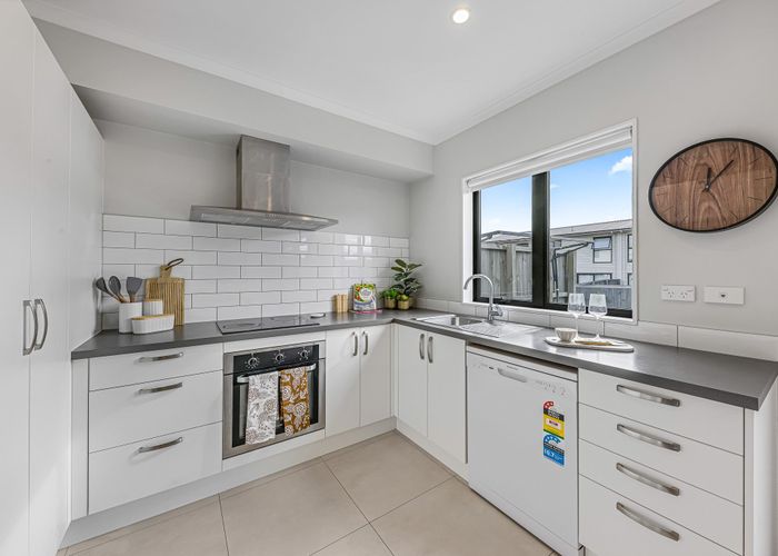  at 8/36 Brigham Creek Road, Whenuapai, Waitakere City, Auckland