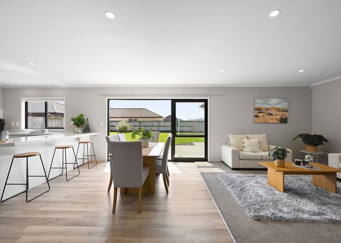  at 6 Sylvester Crescent, Flagstaff, Hamilton, Waikato