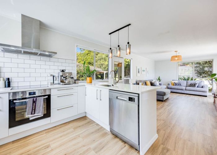  at 11 Airey Place, Torbay, North Shore City, Auckland