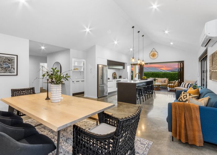  at 14 Nederland Avenue, Burwood, Christchurch City, Canterbury