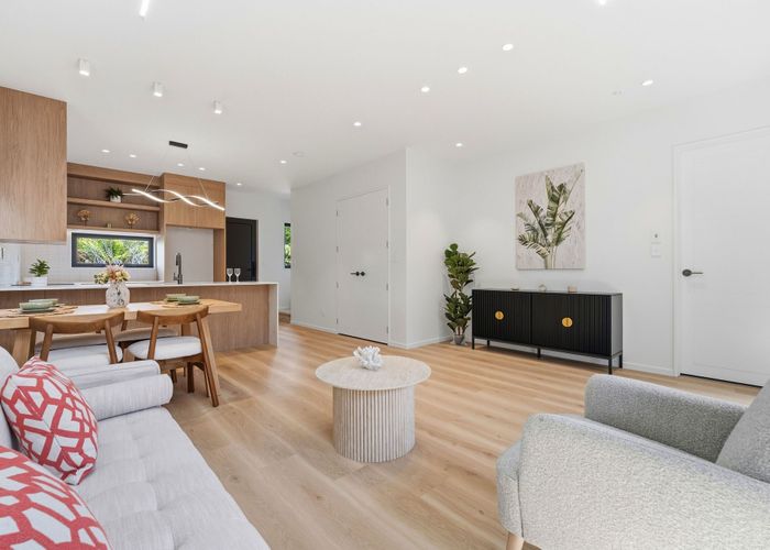  at Lot 2/30 Kiteroa Terrace, Rothesay Bay, North Shore City, Auckland