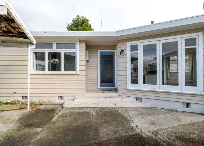  at 8 Lancaster Street, Highbury, Palmerston North, Manawatu / Whanganui