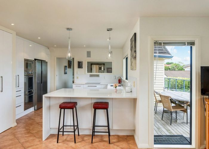  at 1/75 Halsey Drive, Lynfield, Auckland