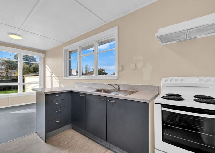  at 318 Clyde Road, Bryndwr, Christchurch City, Canterbury