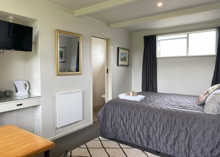  at 4/3 North Crescent, Kaukapakapa, Rodney, Auckland