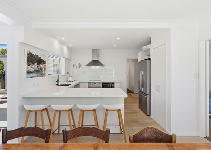  at 46 Luton Avenue, Sunnyhills, Manukau City, Auckland