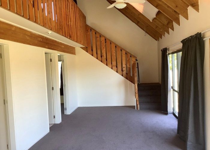  at 2 Moss Lane, Paraparaumu, Kapiti Coast, Wellington