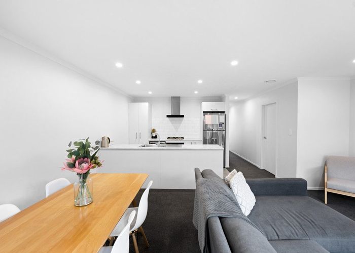  at 2/1 North Ridge Drive, Rototuna, Hamilton, Waikato