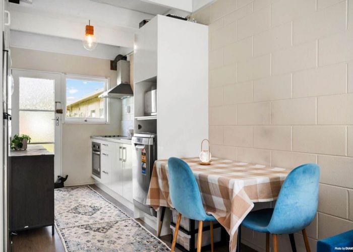  at 5/5 Keeling Road, Henderson, Waitakere City, Auckland