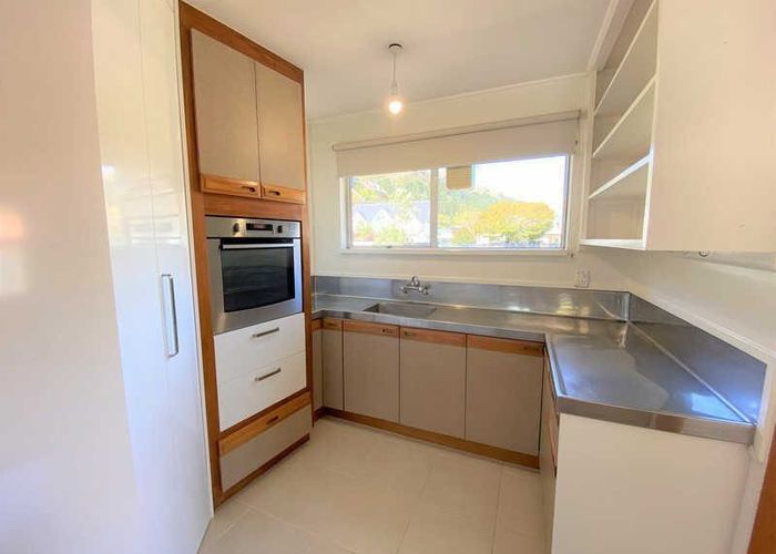  at 63 Colenso Street, Sumner, Christchurch City, Canterbury