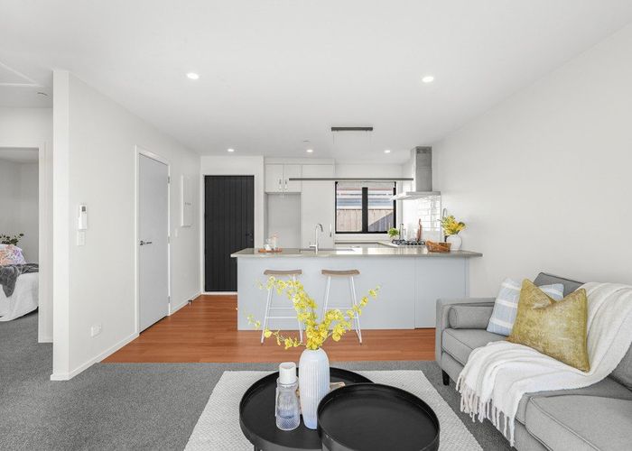  at 3/6 Exchange Street, Ebdentown, Upper Hutt