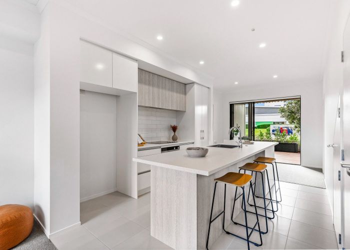  at 31 De Havilland Road, Hobsonville, Waitakere City, Auckland