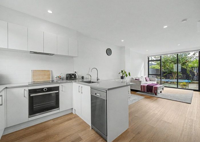  at 22 Tuhono Street, Manukau, Manukau City, Auckland