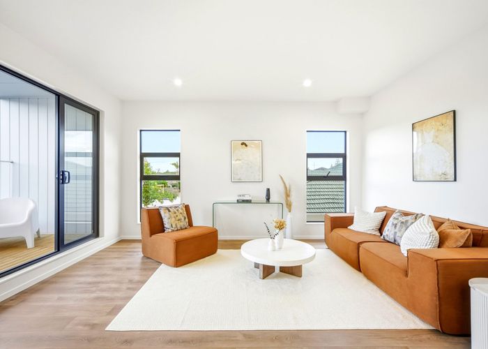  at 7/14 Karamu Street, Te Atatu Peninsula, Waitakere City, Auckland