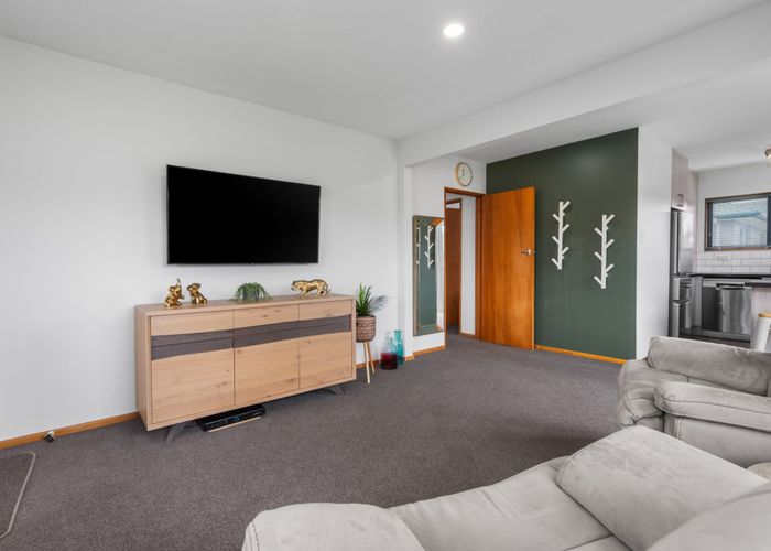  at 1/45 Arran Crescent, Woolston, Christchurch