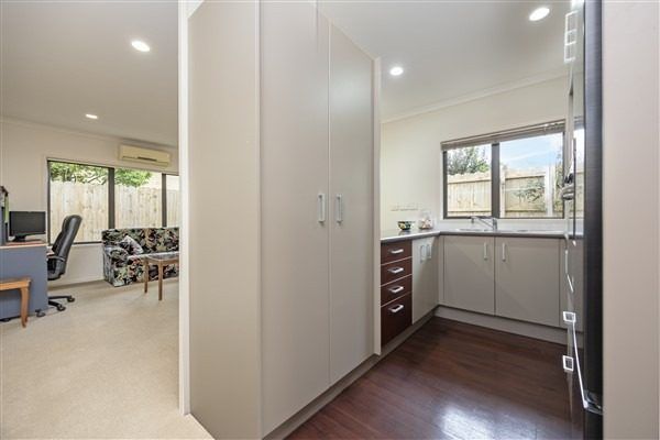  at 40 Lake Panorama Drive, Henderson, Auckland