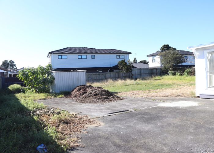  at 9 Gibbs Road, Manurewa, Manukau City, Auckland